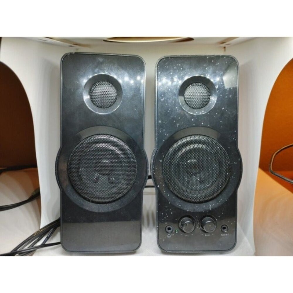 Blackweb Multimedia/Computer Speakers-3.5mm Input Model BWA15H0110 Tested & Work
